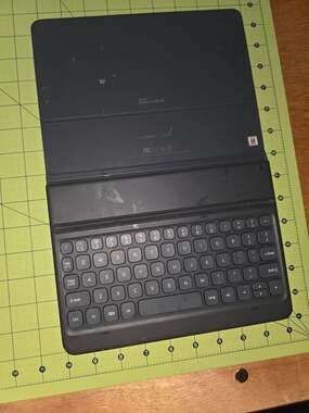 Samsung Galaxy Tab S3 Book Cover Keyboard EJ-FT820 Gray OEM Tested Works